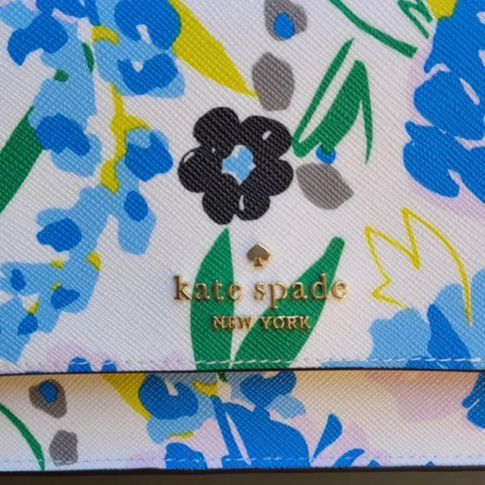 Kate Spade Madison Floral Lilly Pouchette NWT!